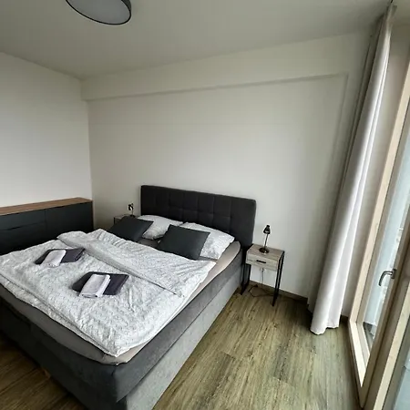 Tatrya Apartment *